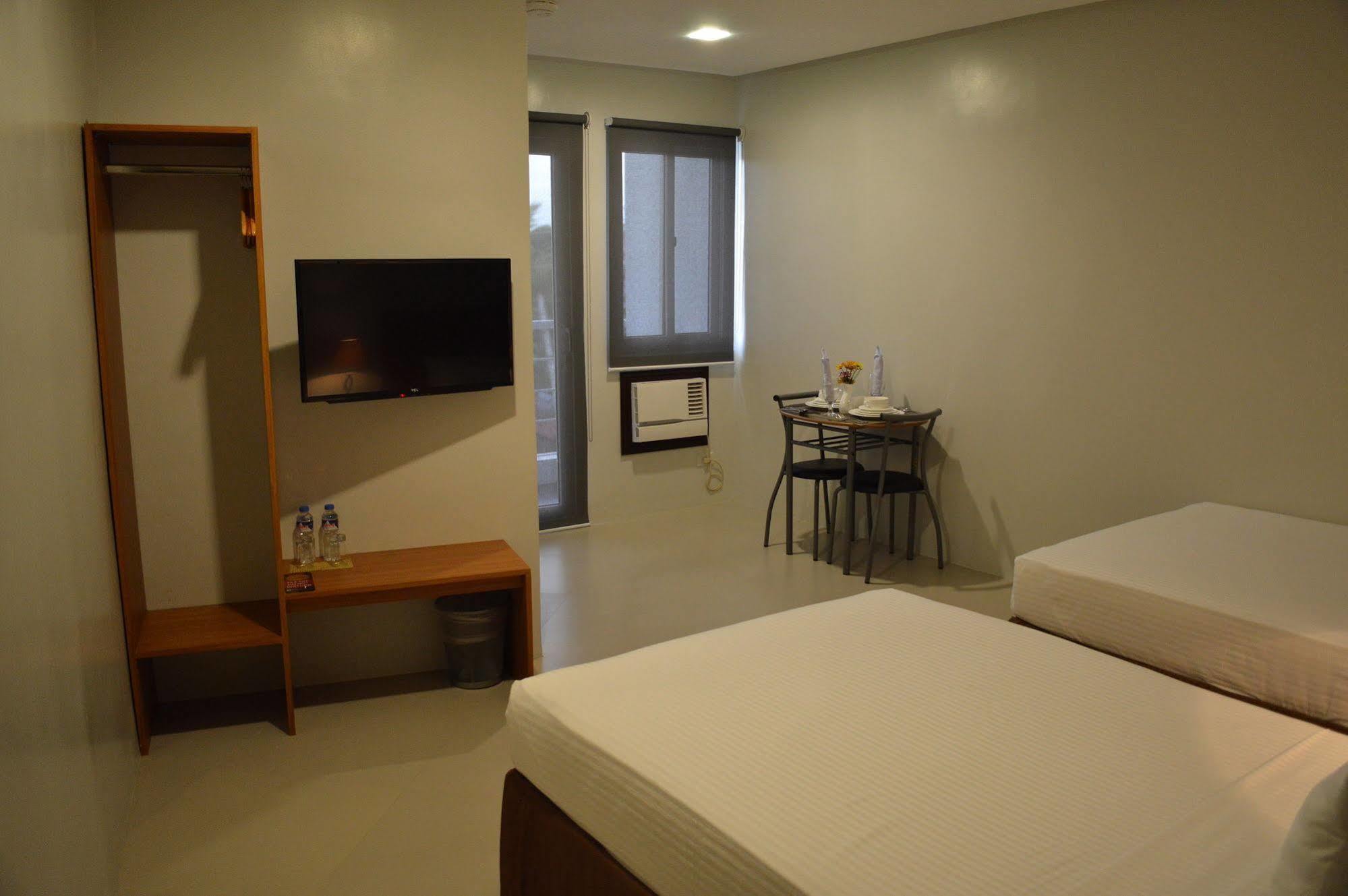 Mango Suites Тугегарао Экстерьер фото